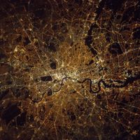 1039 Astronaut Tim Peake Tweets Amazing Photo Of London From Space