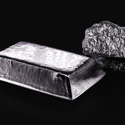 Rhodium is a chemical element of the platinum family, great resistance to acids and corrosive substances, used in jewellery, the most expensive metal in the world.