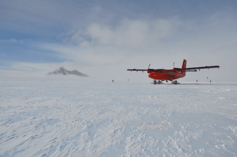 A plane sits on the icesheet of the Amundsen Sea Embayment.