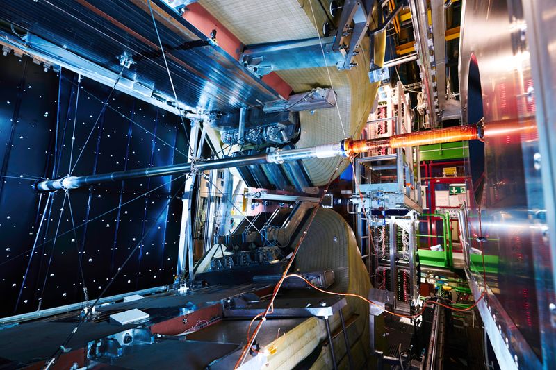 large hadron collider beauty detector